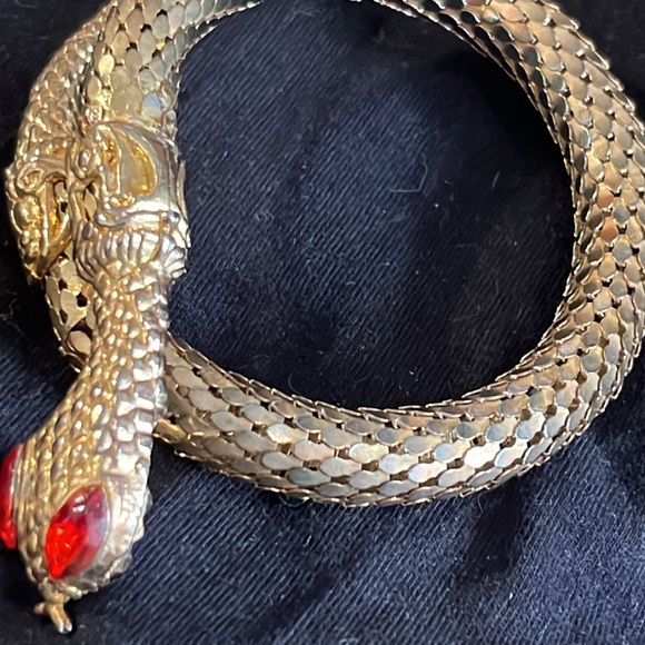 DL AULD VINTAGE SNAKE MESH GOLDTONE BRACELET - Picture 4 of 6